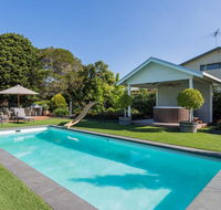 ALLAMBEA - MOUNT ELIZA - Hotel Accommodation