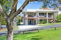 Book Bonny Hills Accommodation Vacations Hotel Accommodation Hotel Accommodation
