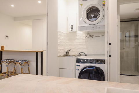 Allure Mooloolaba - Hotel Accommodation 1