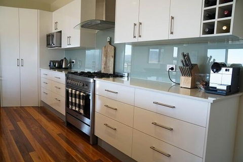 Alpine Air - Hotel Accommodation 3