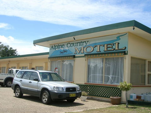 Alpine Country Motel - Hotel Accommodation 0