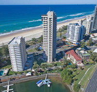 Amazing view in Surfers Paradise Hidden Gem - Hotel Accommodation