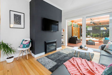 AMORE A Tranquil Retreat With Couples Spa - Hotel Accommodation 1