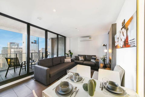An Exquisite 2BR Apt With Stunning City Views - Hotel Accommodation 2