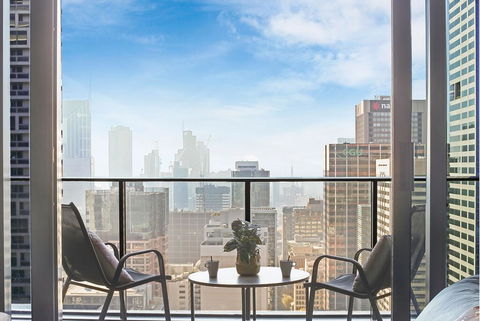 An Exquisite 2BR Apt With Stunning City Views - Hotel Accommodation 0