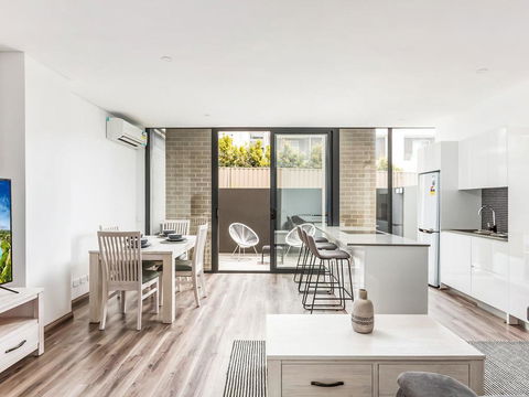 Anchored@Oceania - Hotel Accommodation 0