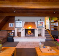 Aneeki Ski Lodge - Hotel Accommodation