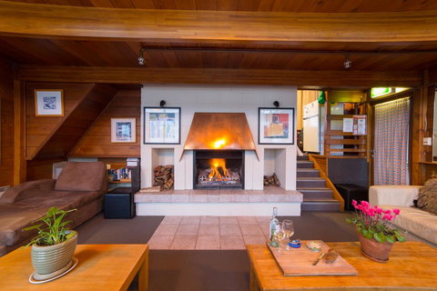 Aneeki Ski Lodge - Hotel Accommodation 0