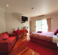 Angela's Beach Stays - Hotel Accommodation