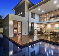 Angourie Beach House  Corporate Boardies - Hotel Accommodation