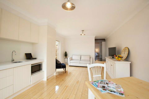 Apartment 35 - Hotel Accommodation 2