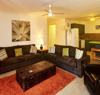 Apartment with Inground Pool - Hotel Accommodation