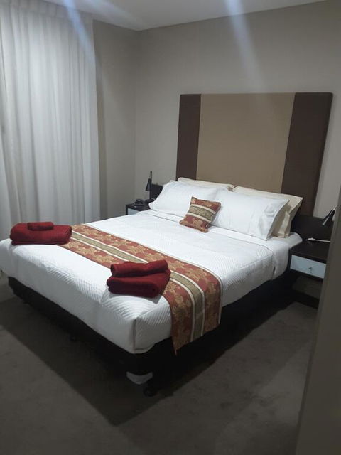 APARTMENT@96 - Hotel Accommodation 3