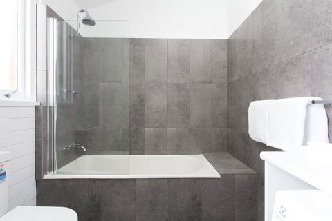 Apartments On Elsmere - Hotel Accommodation 2