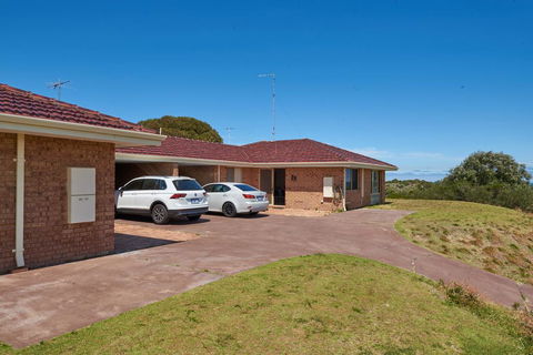 API Preston Beach Front Apartments - Hotel Accommodation 0