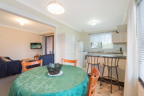 Apollo Unit 23 - Hotel Accommodation 2