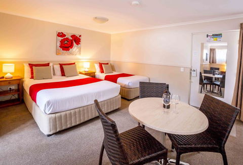 Apple & Grape Motel - Hotel Accommodation 0