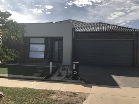 Apple House Tarneit North - Hotel Accommodation 2