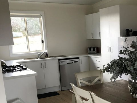 Arcadian Cabin - Southern Highlands River Retreat - Hotel Accommodation 1