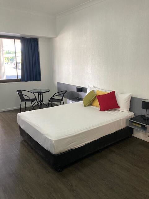 Archer Park Motel - Hotel Accommodation 1