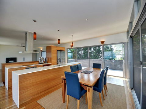 Architectural Design On The Beach - Hotel Accommodation 3