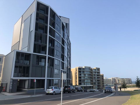 Arena On The Beach - Hotel Accommodation 1