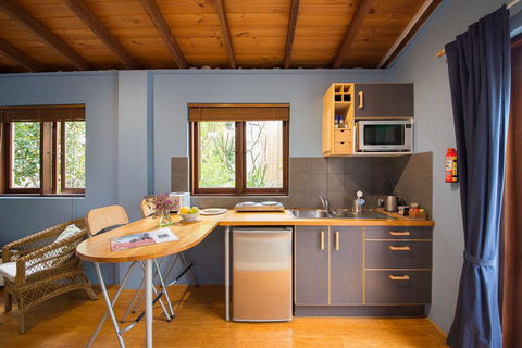 Art & Garden Retreat - Hotel Accommodation 2