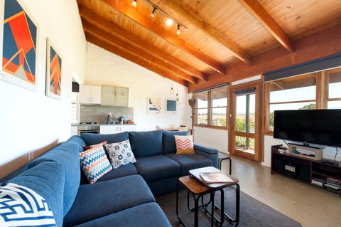 Art At Linden Gate - Hotel Accommodation 0