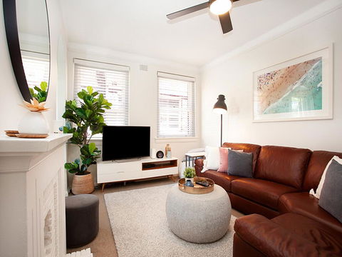 ART DECO DELIGHT-hosted By:L'Abode - Hotel Accommodation 2