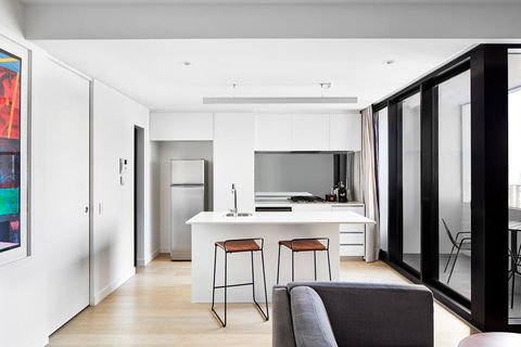 Art Series - The Johnson - Hotel Accommodation 0