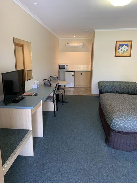 Arthur Phillip Motor Inn - Hotel Accommodation 2