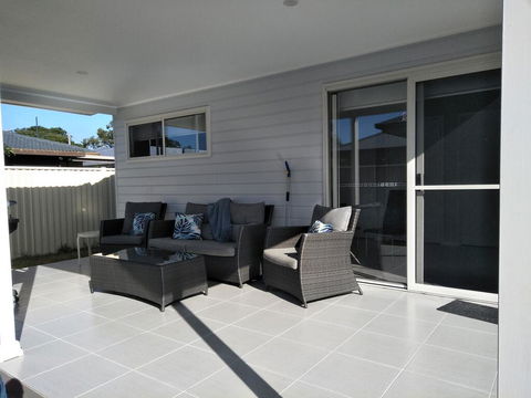 Ashley's Retreat Short Walk To Beach - Hotel Accommodation 0