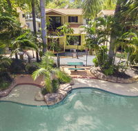 Ashmore Palms Holiday Village - Hotel Accommodation