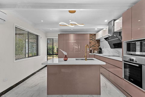 Luxury Living 2B2B In Southern Brisbane Parking - Hotel Accommodation 0