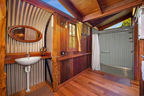 MANGO LODGE River Heads - Hotel Accommodation 3