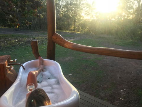 MANGO LODGE River Heads - Hotel Accommodation 2