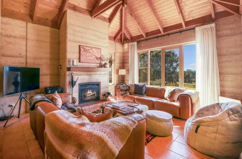 Melliodora - Relax, Unwind & Recharge - Hotel Accommodation 2