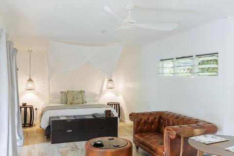 Mist At Cape Tribulation - Hotel Accommodation 1