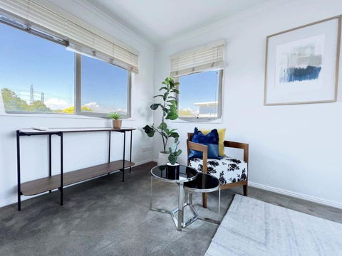 Modern And Elegant House With Swimming Pool - Hotel Accommodation 1