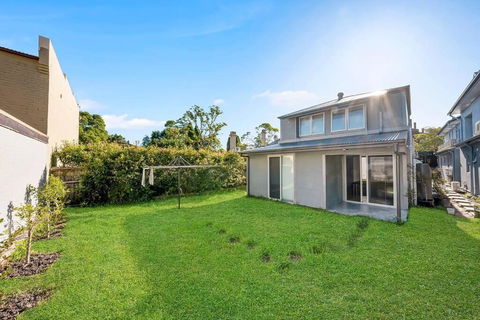 Modern Self-contained Studio At Crows Nest - Hotel Accommodation 0