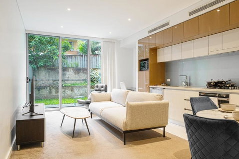 Modern Urban Retreat 1BR Apt Near Chatswood - Hotel Accommodation 0