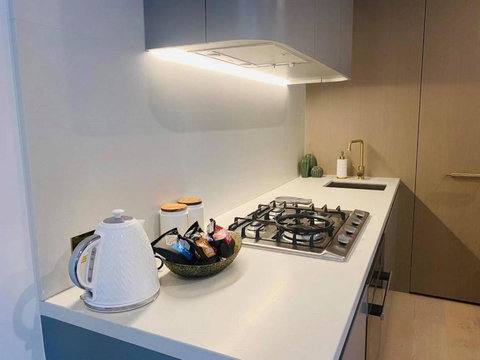 Moody Moon Apartment @ Sky Garden - Glen Waverley - Hotel Accommodation 3