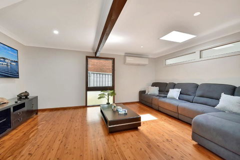 NEW PropertyBreezy Bayside Haven At Brightwaters - Hotel Accommodation 2