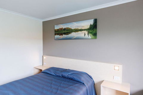 Morayfield Tavern - Hotel Accommodation 2