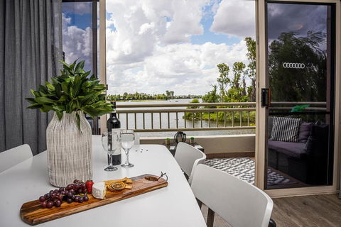 Mulwala Lakeside Apartment - Hotel Accommodation 0