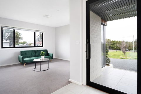 Murray Home Collector - Hotel Accommodation 1