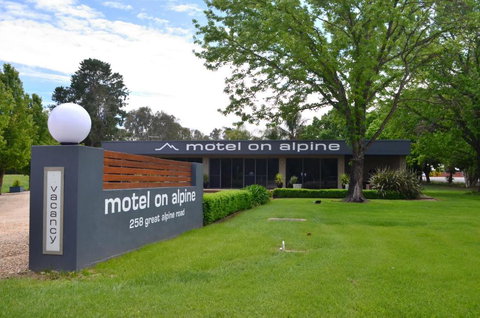 Myrtleford Motel On Alpine - Hotel Accommodation 0
