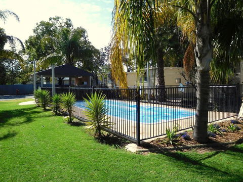 Narrabri Motel And Caravan Park - Hotel Accommodation 0