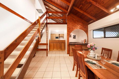 New 4BR Modern & Stylish Heritage Hideaway WiFi - Hotel Accommodation 0