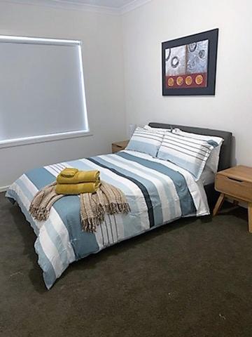 New Modern And Spacious In A Quiet Location Only 12 Min From The City - Hotel Accommodation 3